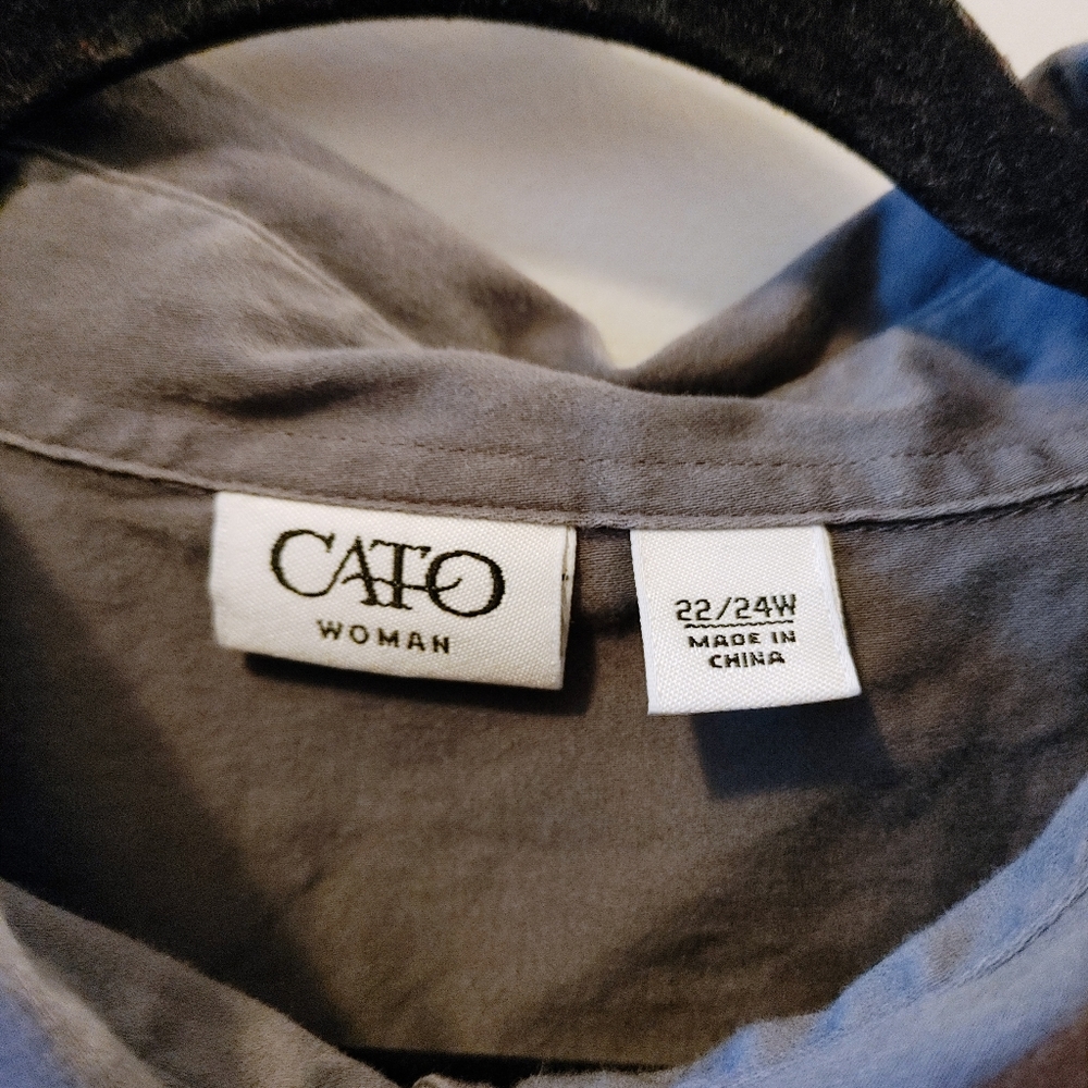 Cato button up - Picture 3 of 3